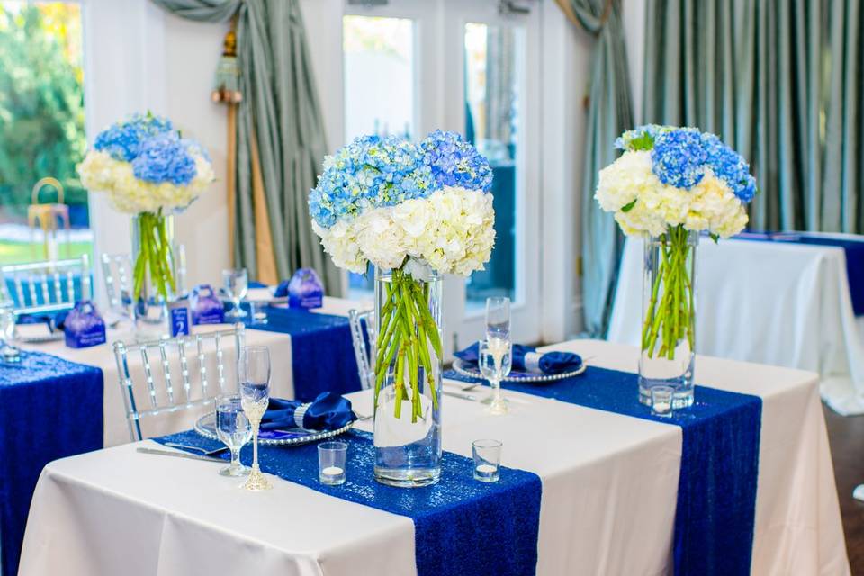 Sweetheart Table - Ceremony