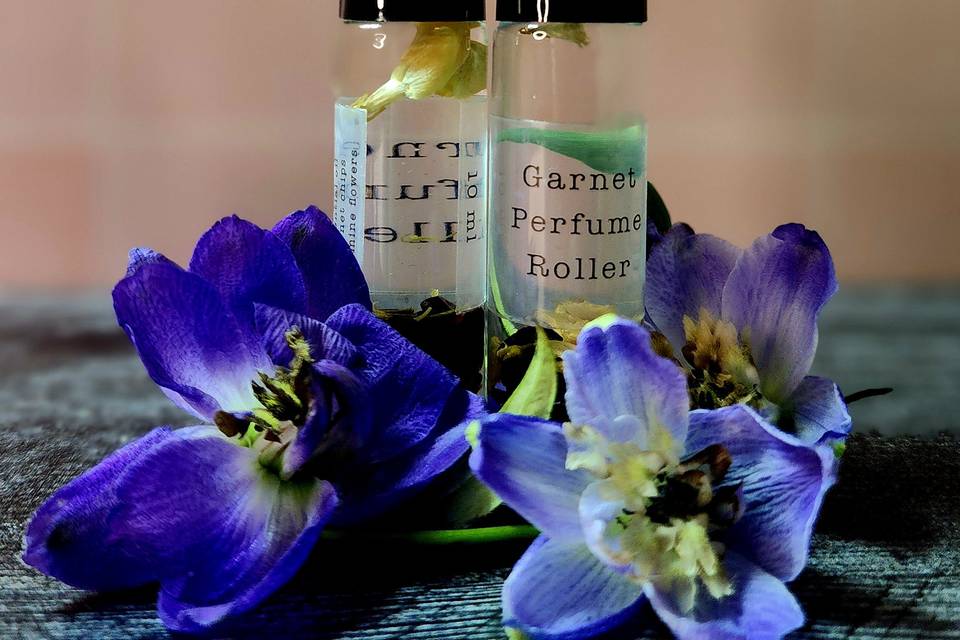 Botanical and Gemstone Perfume