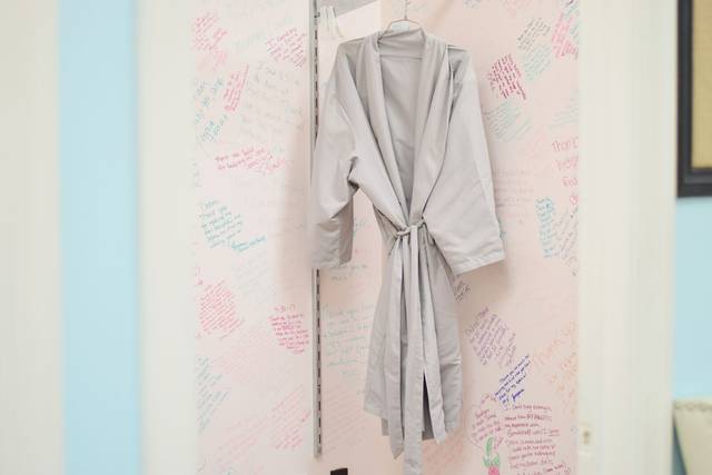 Your fitting room awaits!