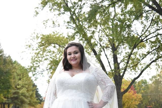 Bombshell Bridal Boutique Dress Attire Saint Clair Shores