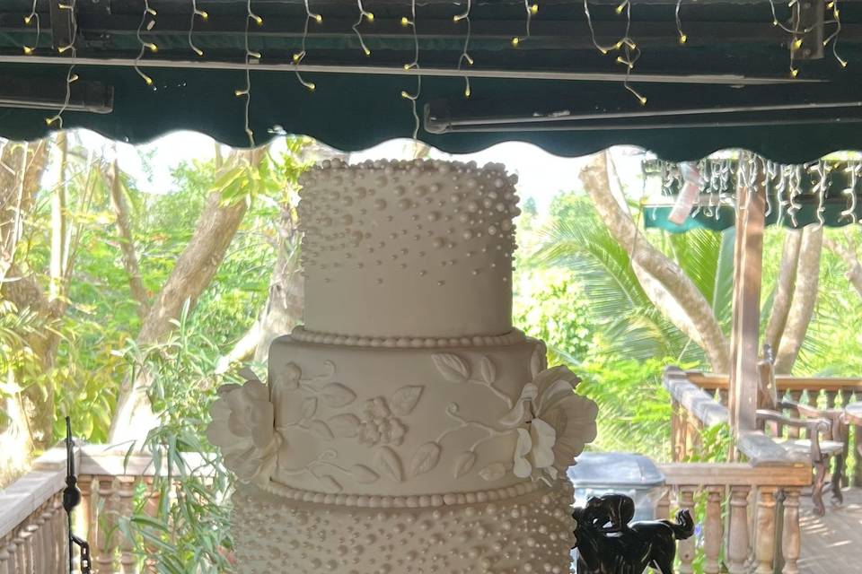 Fondant Wedding Cake