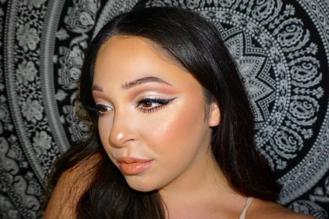 Bridal glam cut crease