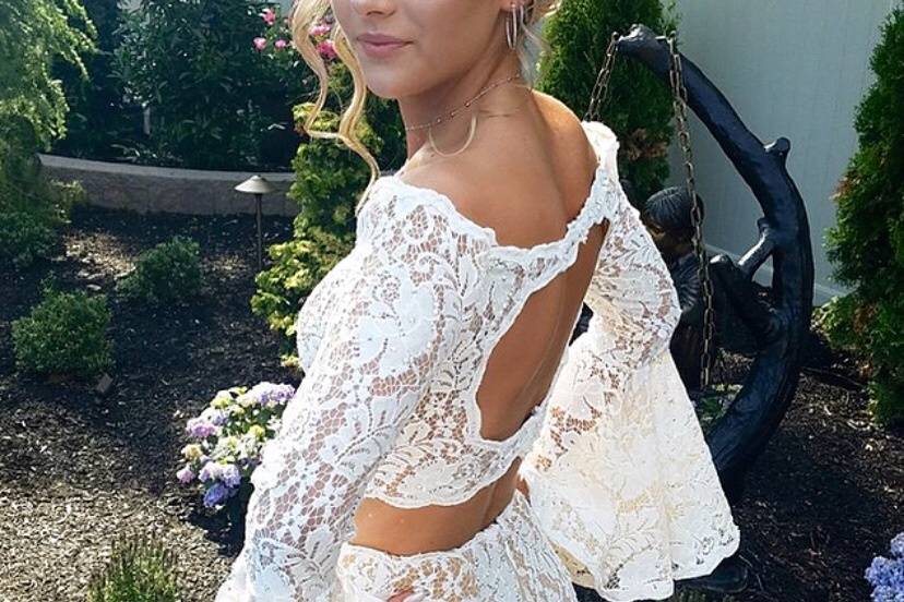 Boho bride glowy natural glam