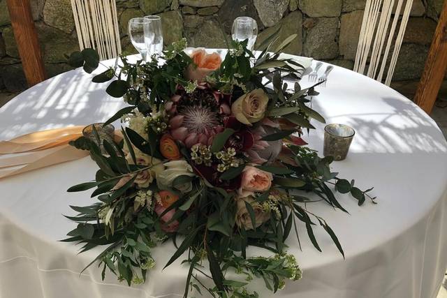 Floral centerpiece