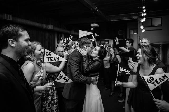 You may kiss the bride!