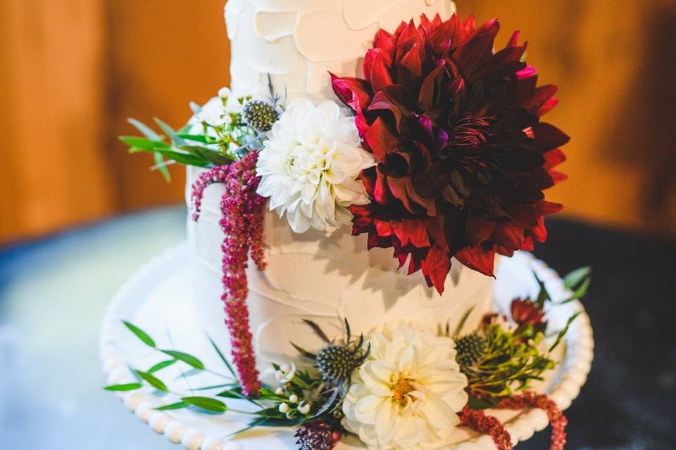 Wedding cake | Photo by Fete Photography