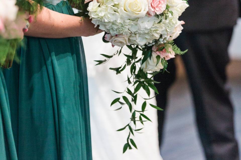 Pink and white bouquets