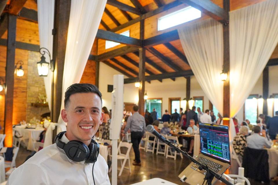 DJ Tommy Pirone Blue Mountain