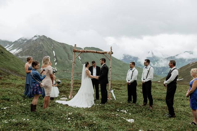 Intimate Wasilla Wedding