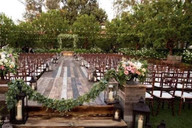 Outdoor ceremony