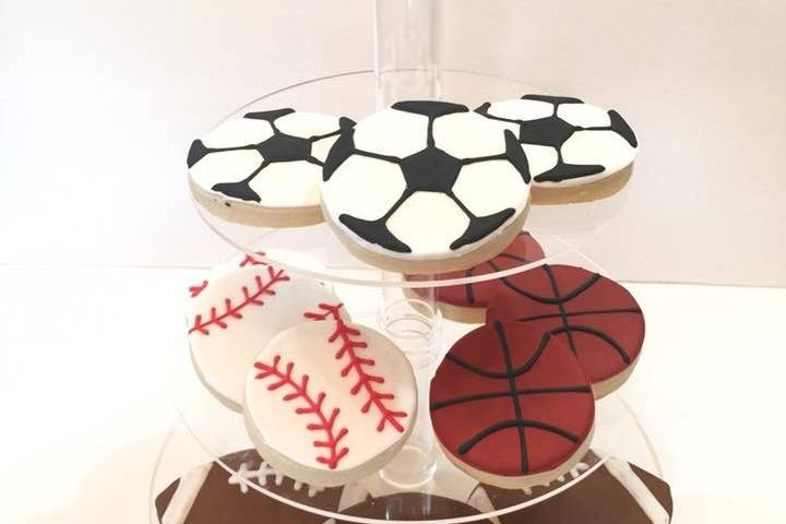 Sports theme cookie favors