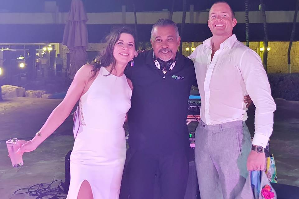 Holiday Inn Aruba Wedding