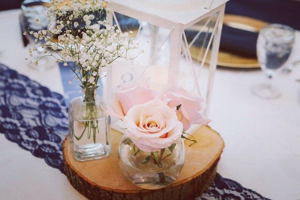 Centerpiece with rose