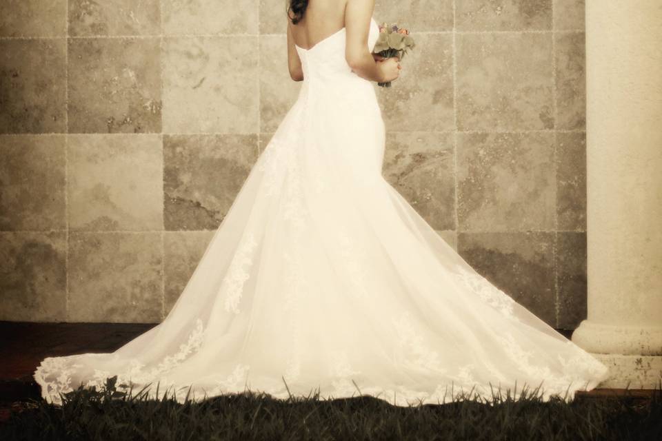 Simple bride