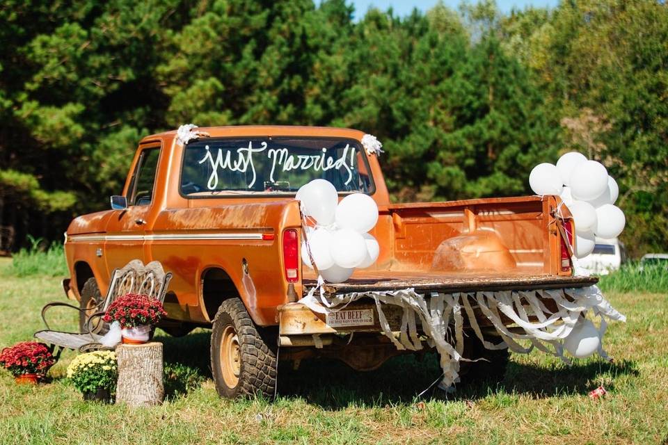 Complimentary truck for photos