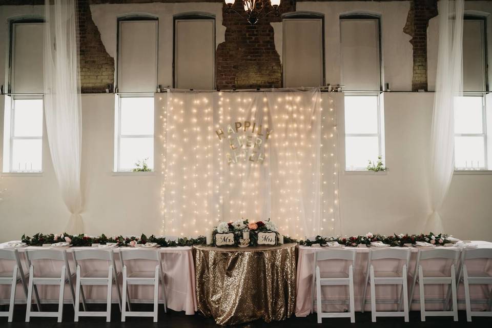 Sweetheart table