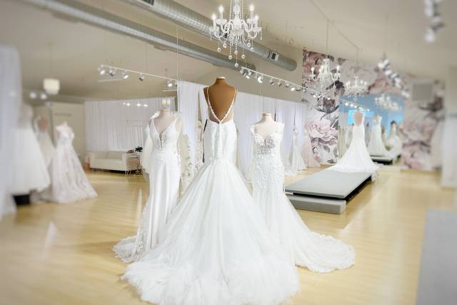 The 10 Best Wedding Dresses in Lansing MI WeddingWire