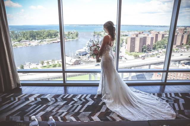 Buffalo Marriott at LECOM HARBORCENTER
