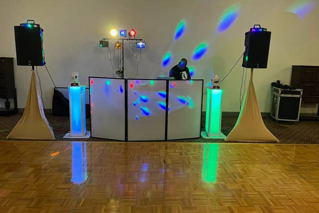 DJ set up