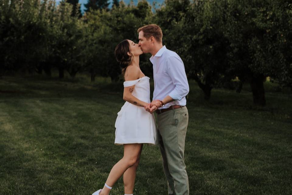 Mt. View Orchards Wedding