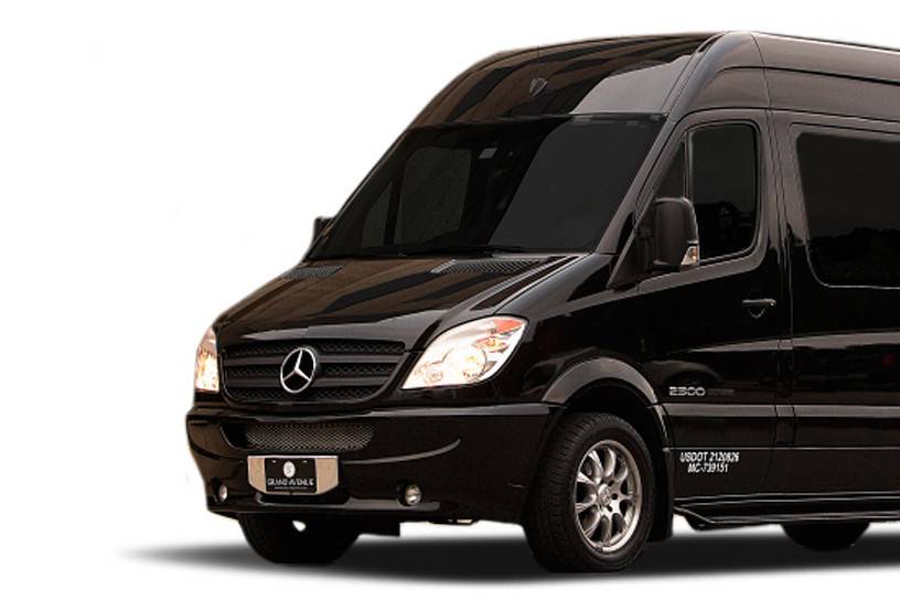 Mercedes Coach - Sprinter Van