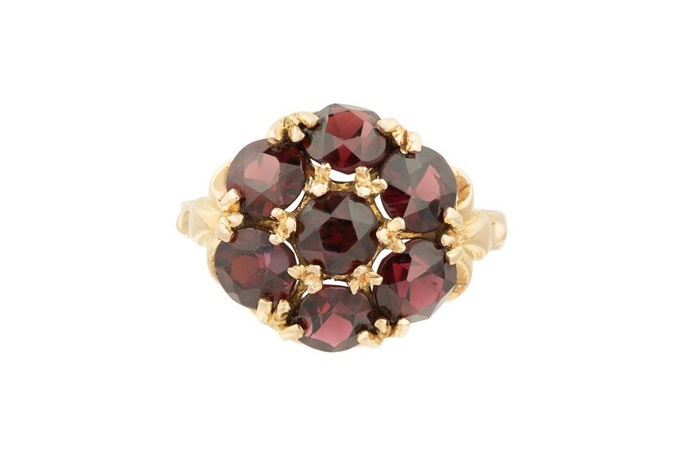 Garnet cluster ring