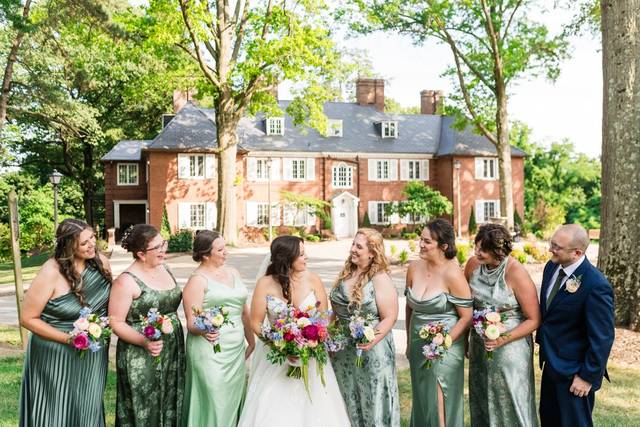 Bridesmaids and Bridesman