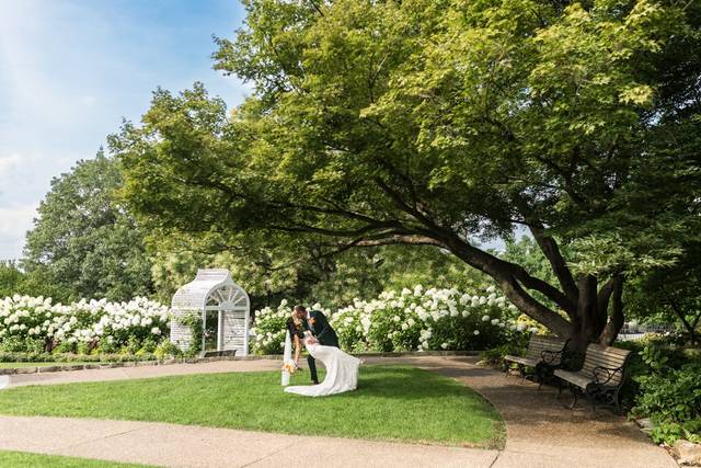 Phipps outdoor garden