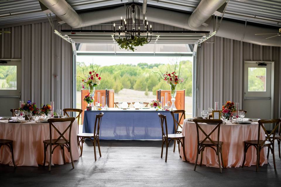 Peach and dusty blue linens