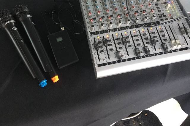 Mixer and wireless mics