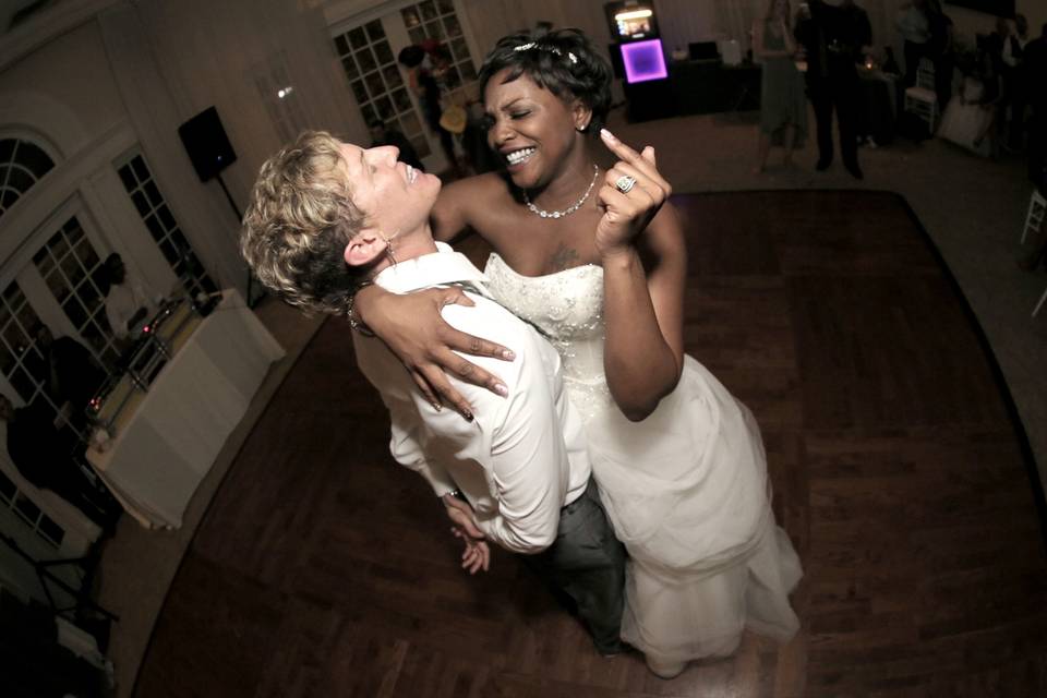 MONICA NEUMANN LUNARDI photo artist