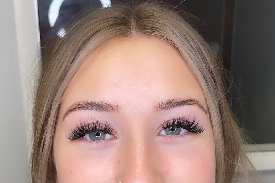 Lovely lashes