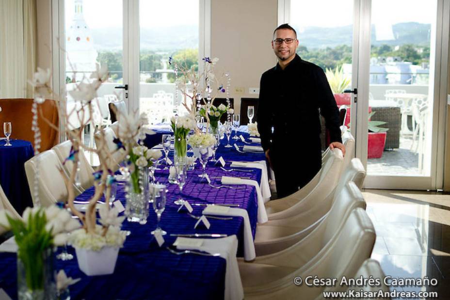 Elegant Wedding Decor at the spectacular Archipielago Restaurant - Ponce, Puerto Rico