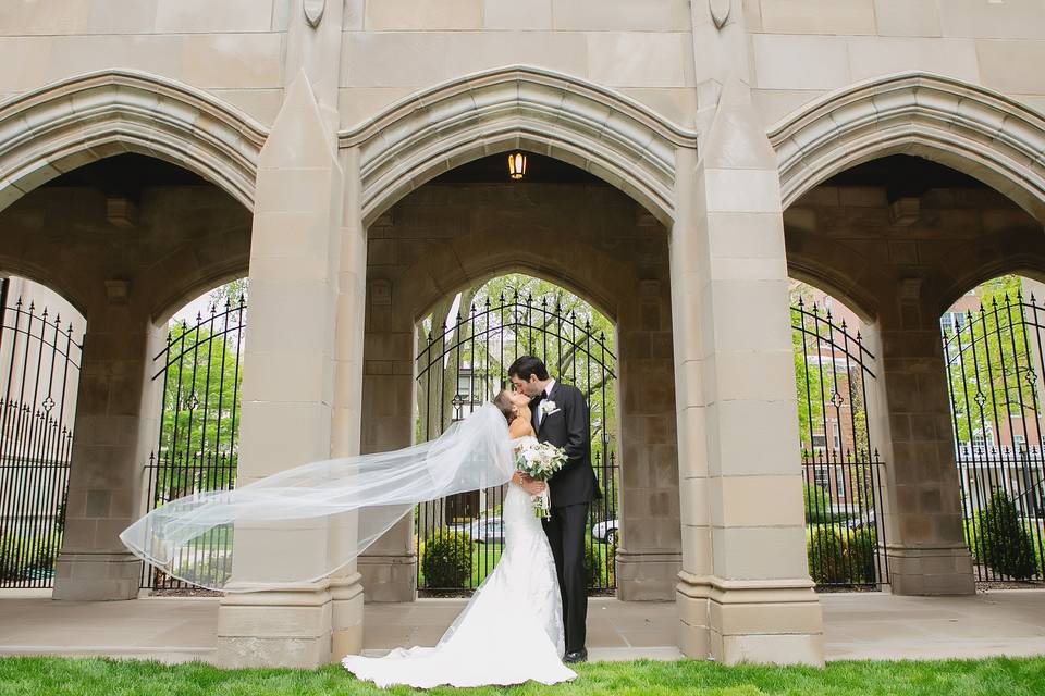 That veil!