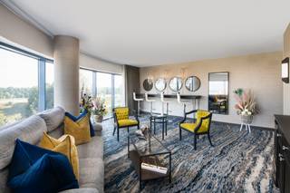 Embassy Suites by Hilton Minneapolis Airport