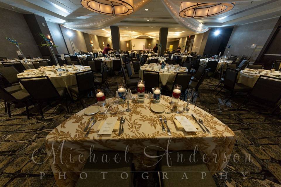 Sweetheart table