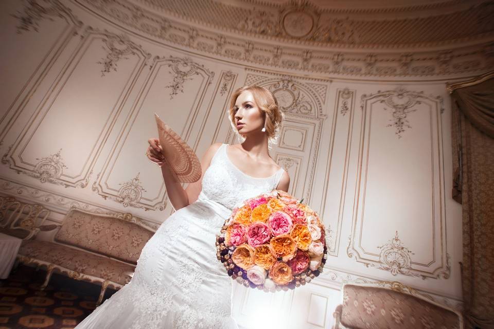 Bride holding her bouquet