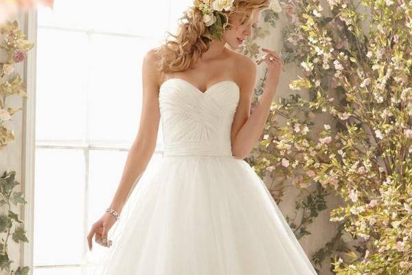 Azalea Bridal & Formal