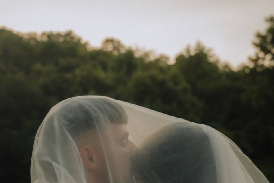 Under the veil