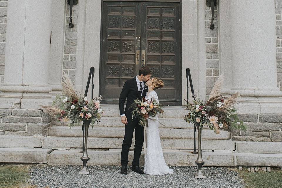 Kissing by the door