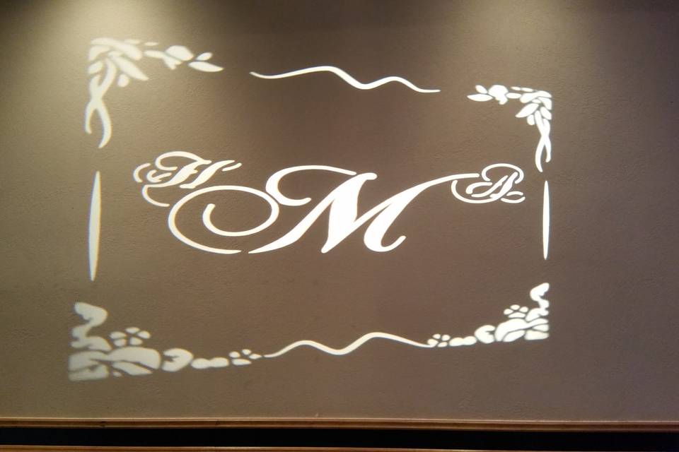 Monogram light