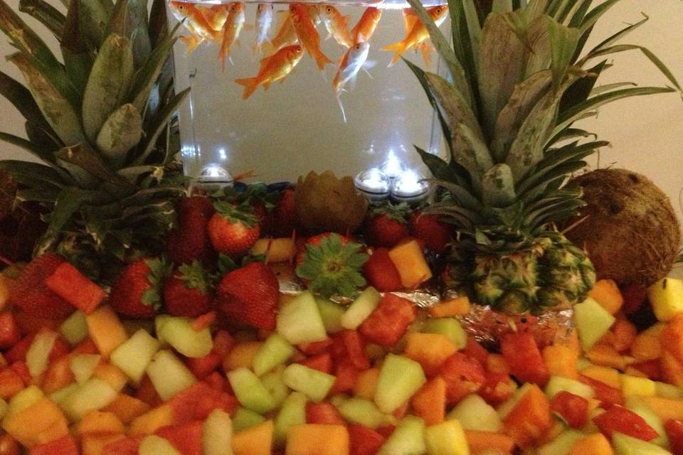 Illuminated Goldfish Fruit Display