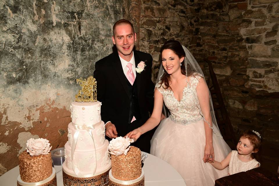 Cutting the cake