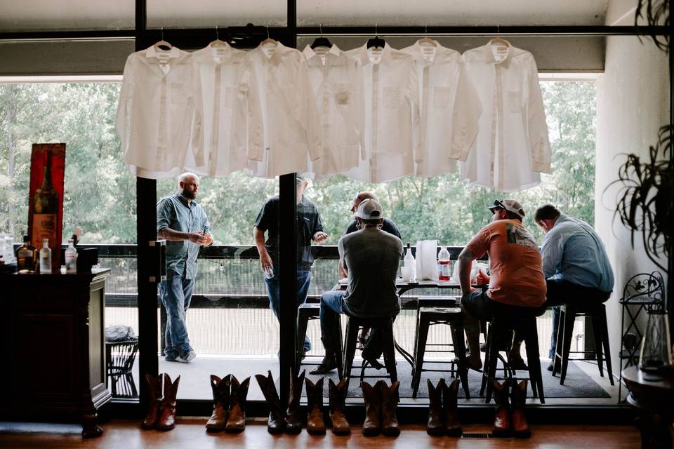 Groomsmen's balcony