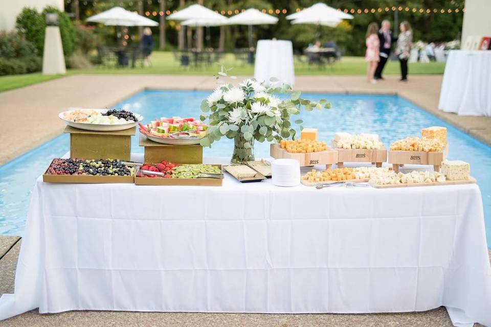 Hors d'oeuvres at pool terrace