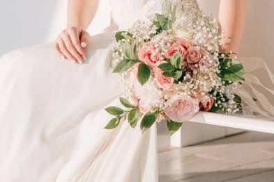 Holding the bouquet