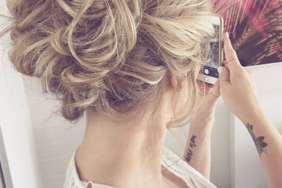 Simple up-do