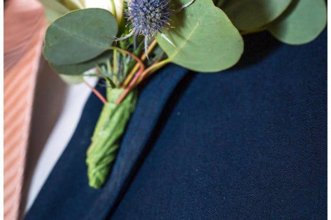 Boutonniere design details