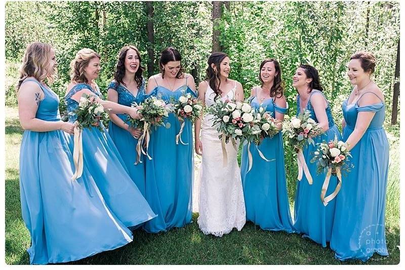 Bride + lovely bridesmaids