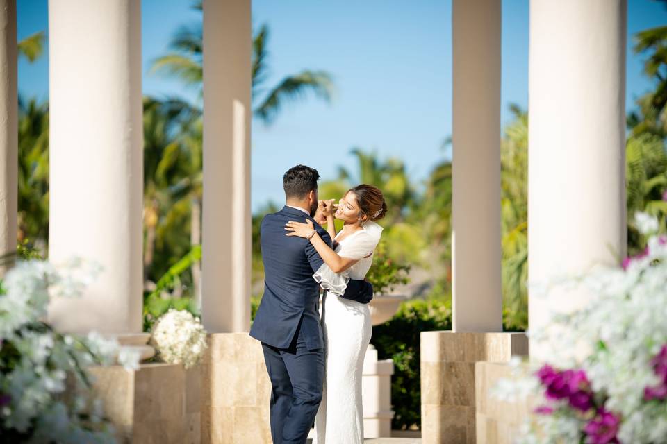 Garden Wedding Gazebo 07